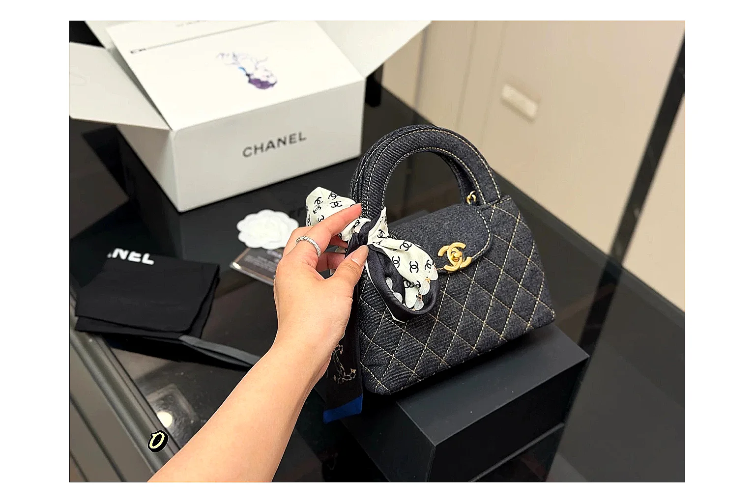 Chanel Quilted Chain Bag Black OOPBuy route photo showing black quilted leather body, chain strap, flap profile, and polished luxury hardware thumbnail 2