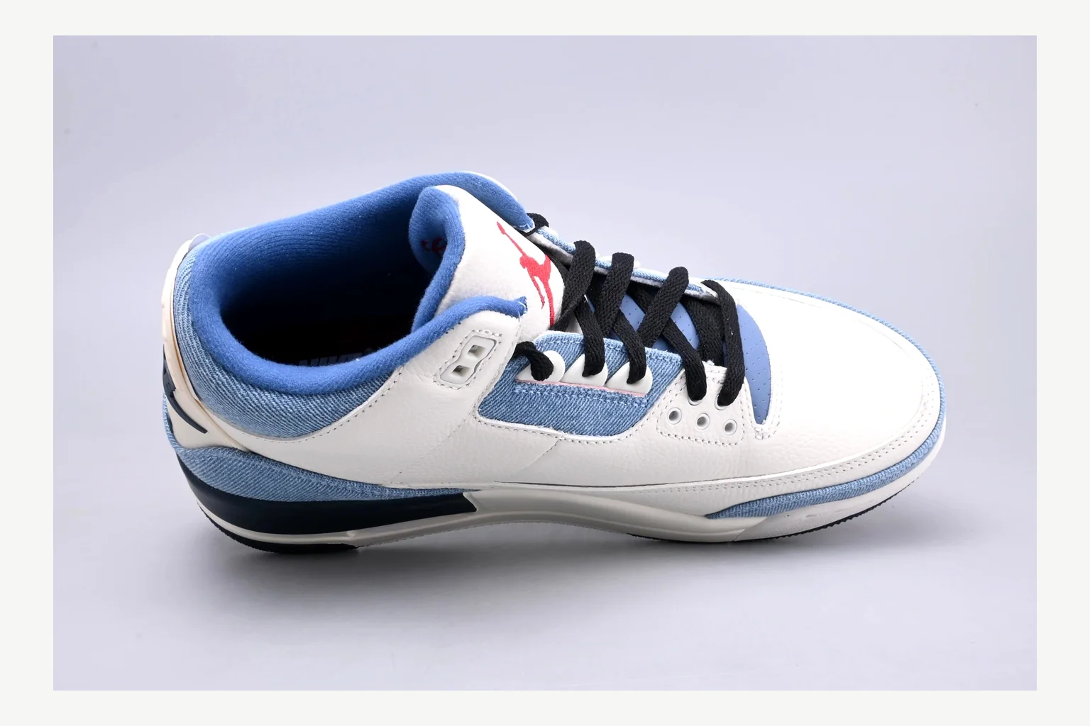 Jordan Air Jordan 3 Blue Sneaker OOPBuy route image showing white blue low-top sneaker with mixed-material upper and low-profile shape thumbnail 3